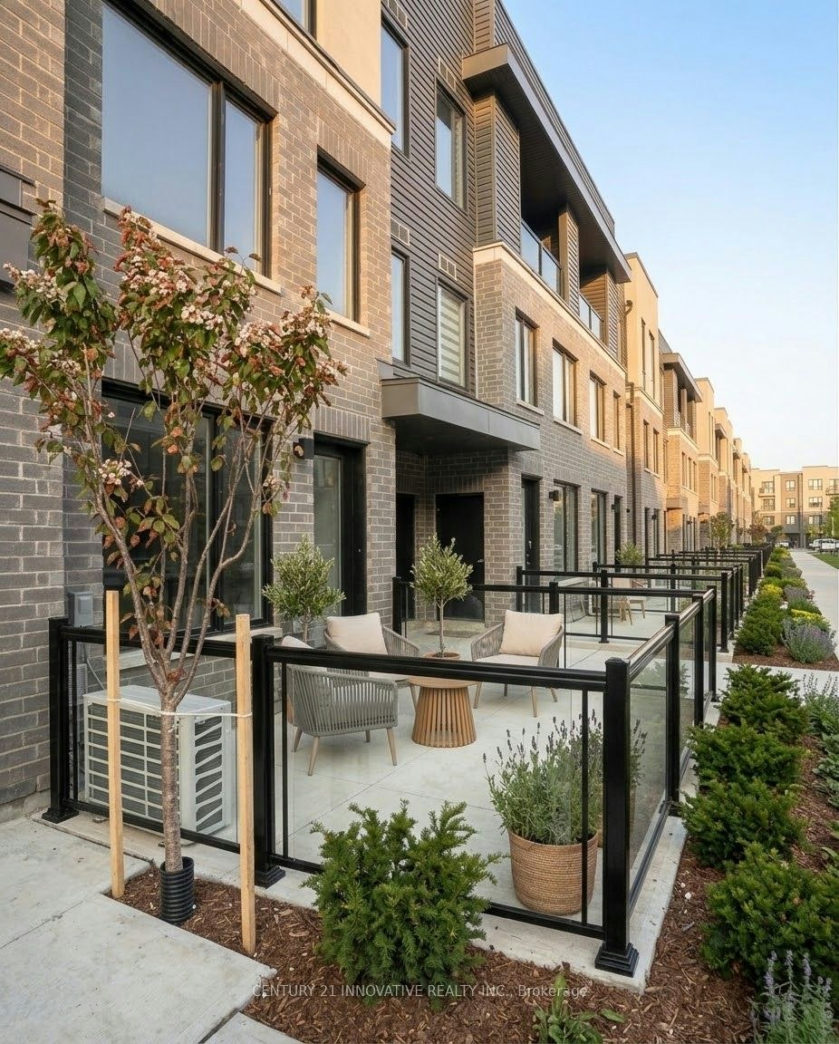 10-3538 Colonial Drive, Mississauga, ON, L5L 5R9 - 2