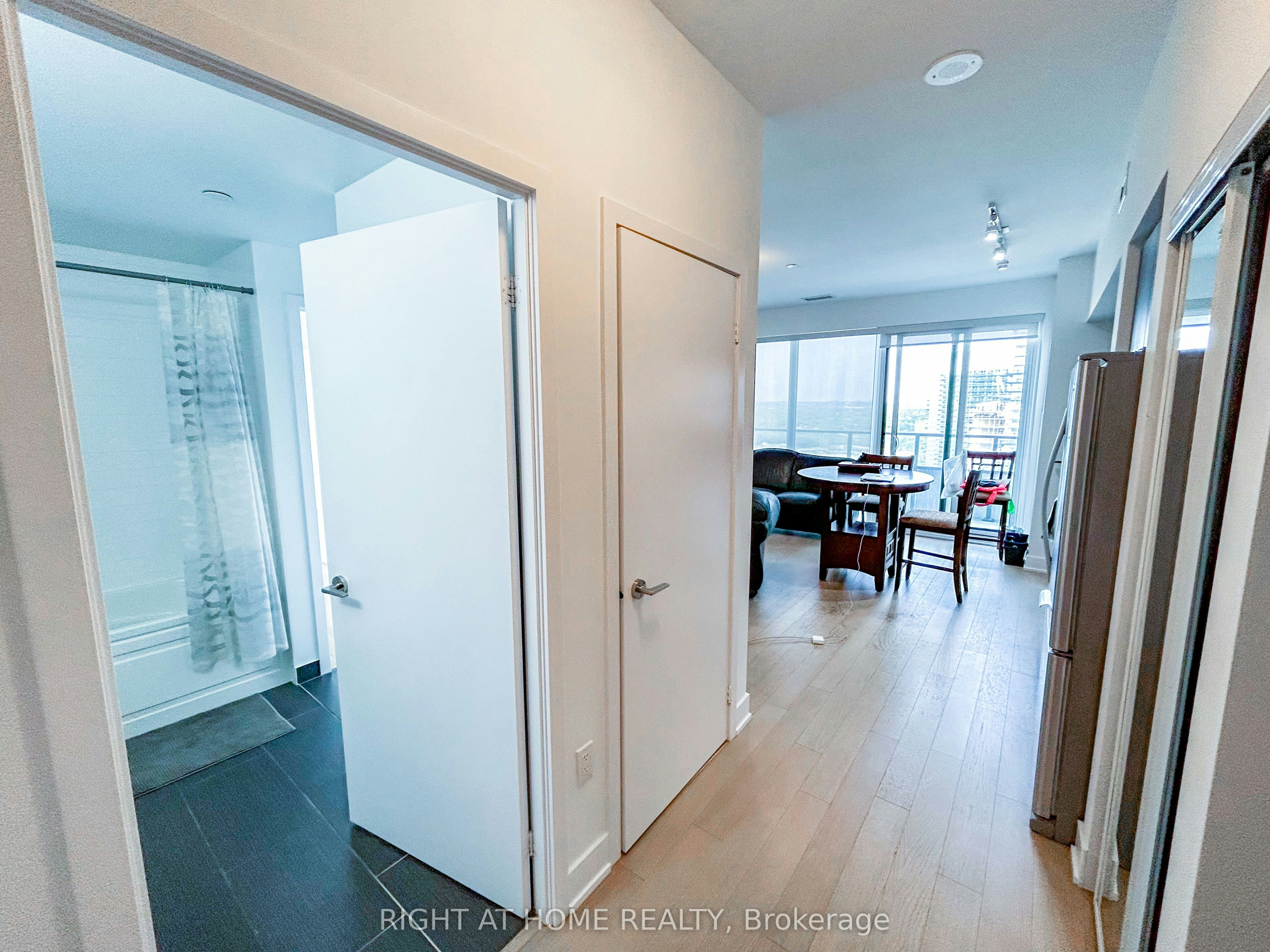 3313-30 Shore Breeze Drive, Toronto, ON, M8V 0J1 - 5