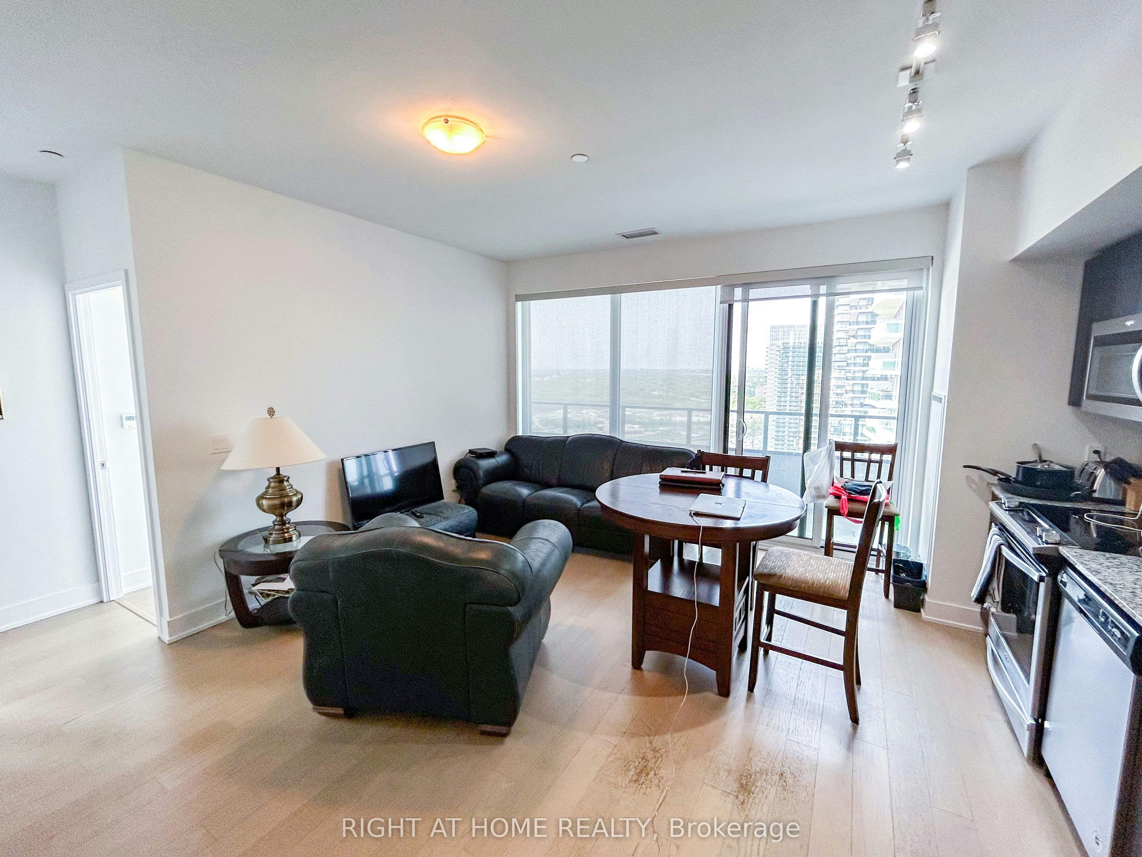 3313-30 Shore Breeze Drive, Toronto, ON, M8V 0J1 - 6