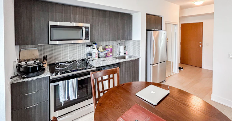 3313-30 Shore Breeze Drive, Toronto, ON, M8V 0J1 - 9