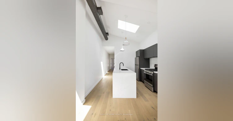 Upper-86 Lansdowne Avenue, Toronto, ON, M6K 2V9 - 11