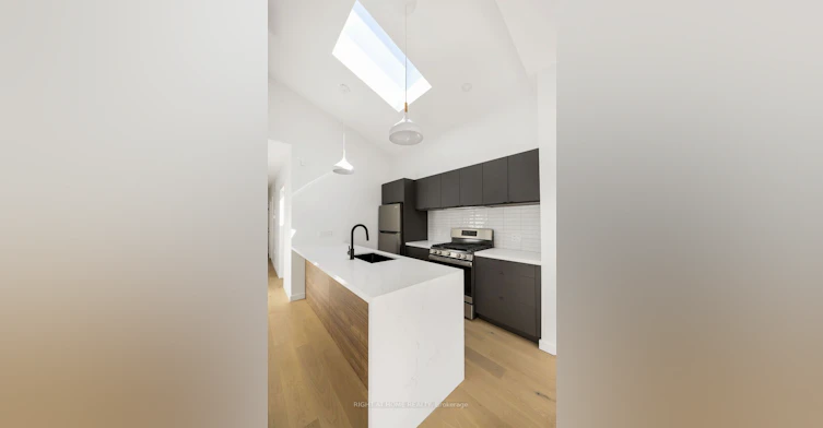 Upper-86 Lansdowne Avenue, Toronto, ON, M6K 2V9 - 10