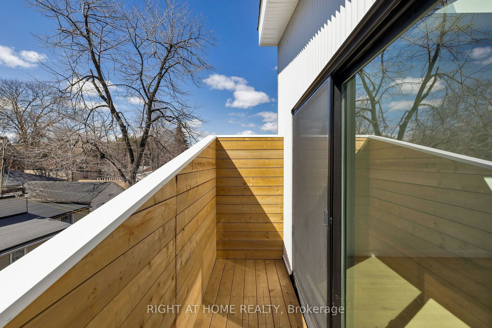 Upper-86 Lansdowne Avenue, Toronto, ON, M6K 2V9 - 21