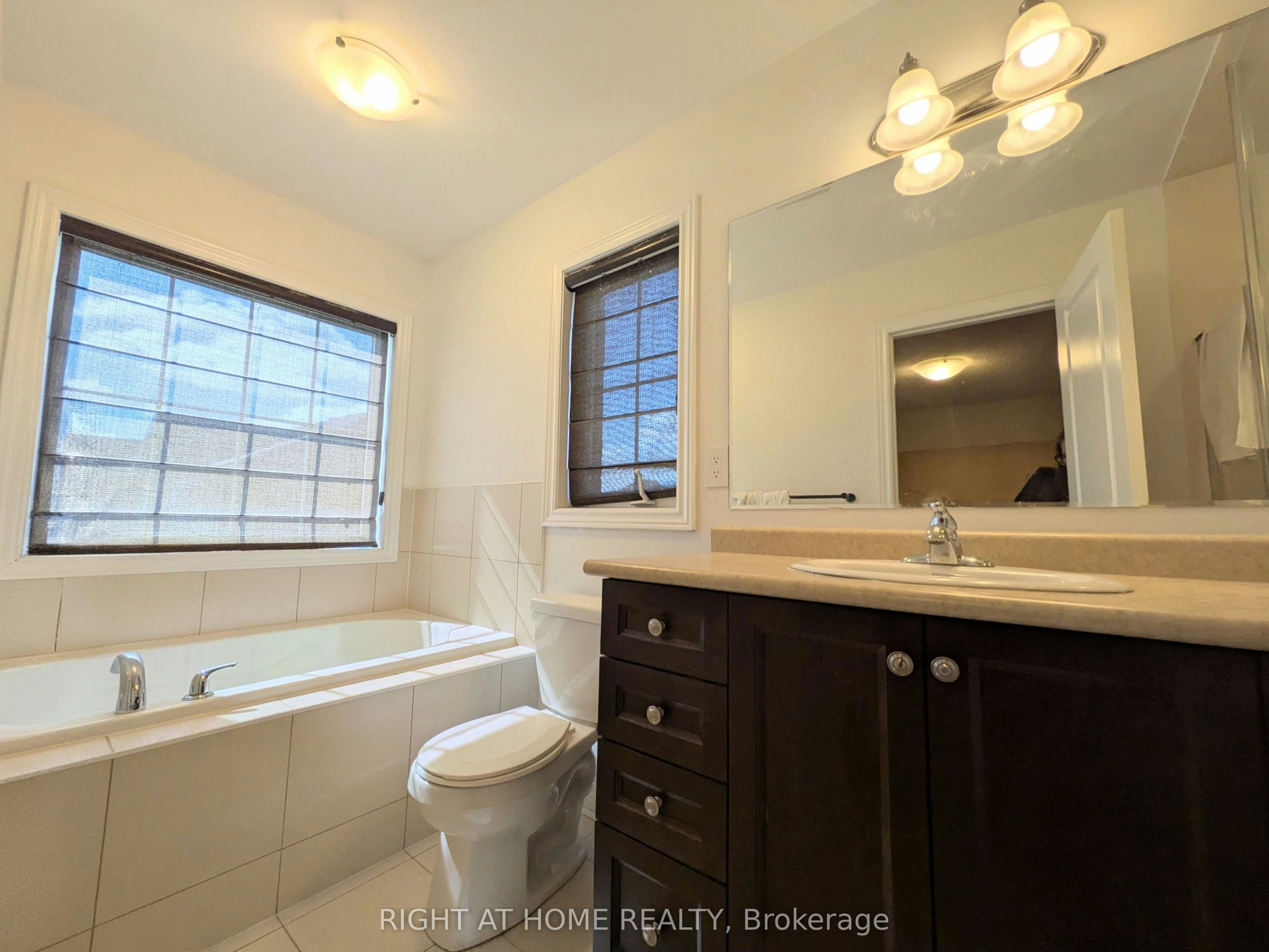 37 Biddens Square, Brampton, ON, L6P 0W4 - 14
