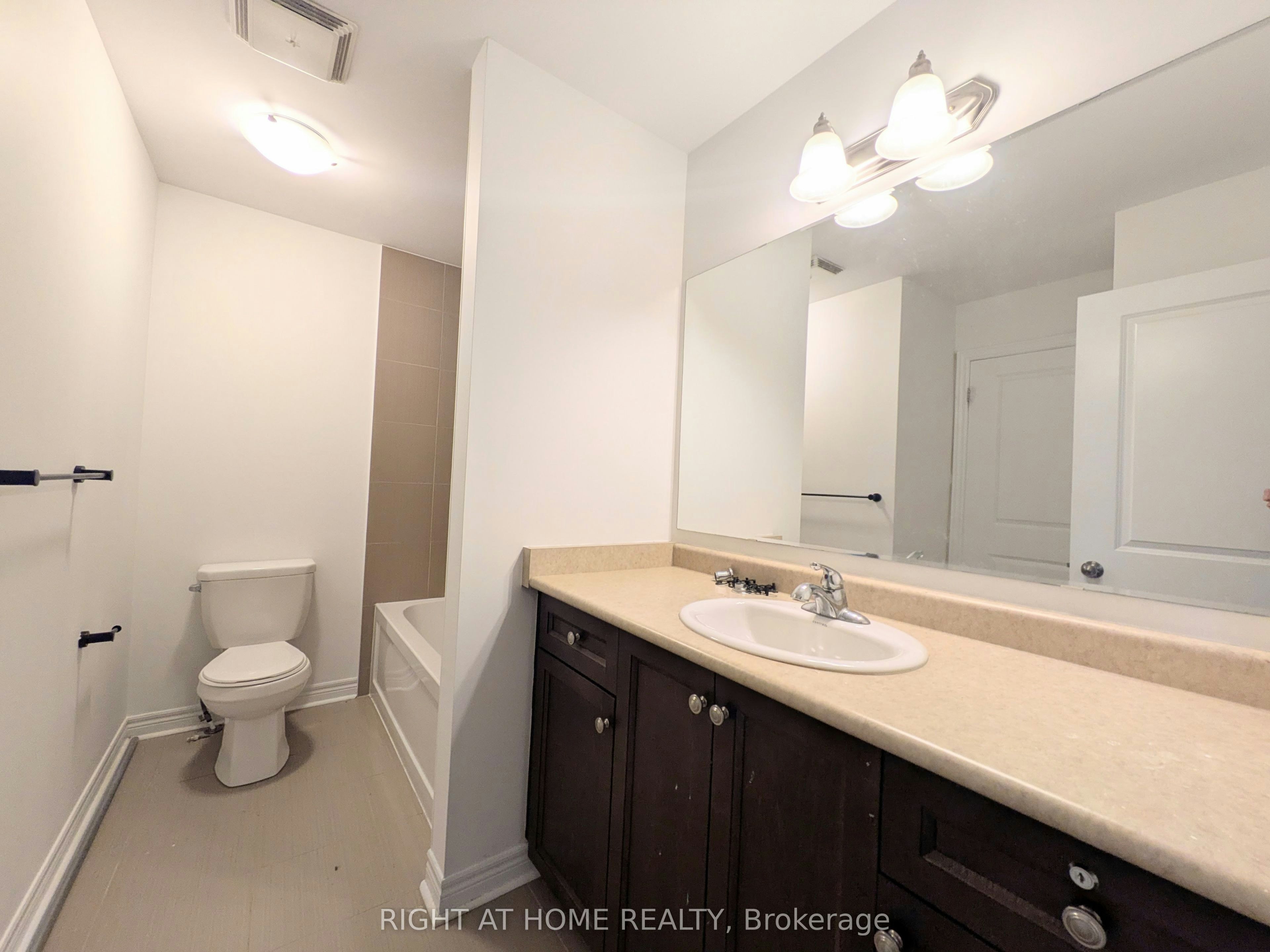 37 Biddens Square, Brampton, ON, L6P 0W4 - 16