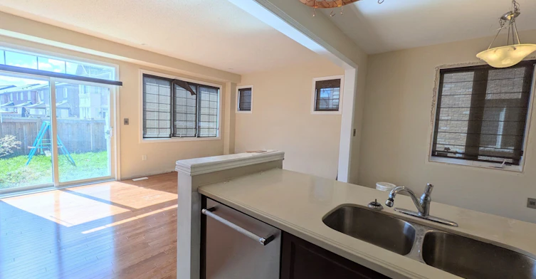 37 Biddens Square, Brampton, ON, L6P 0W4 - 5