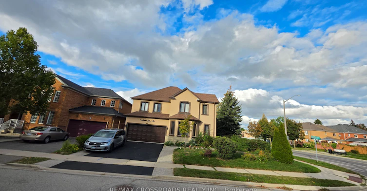 3 Meadow Glade Road, Brampton, ON, L6R 1Z7 - 2