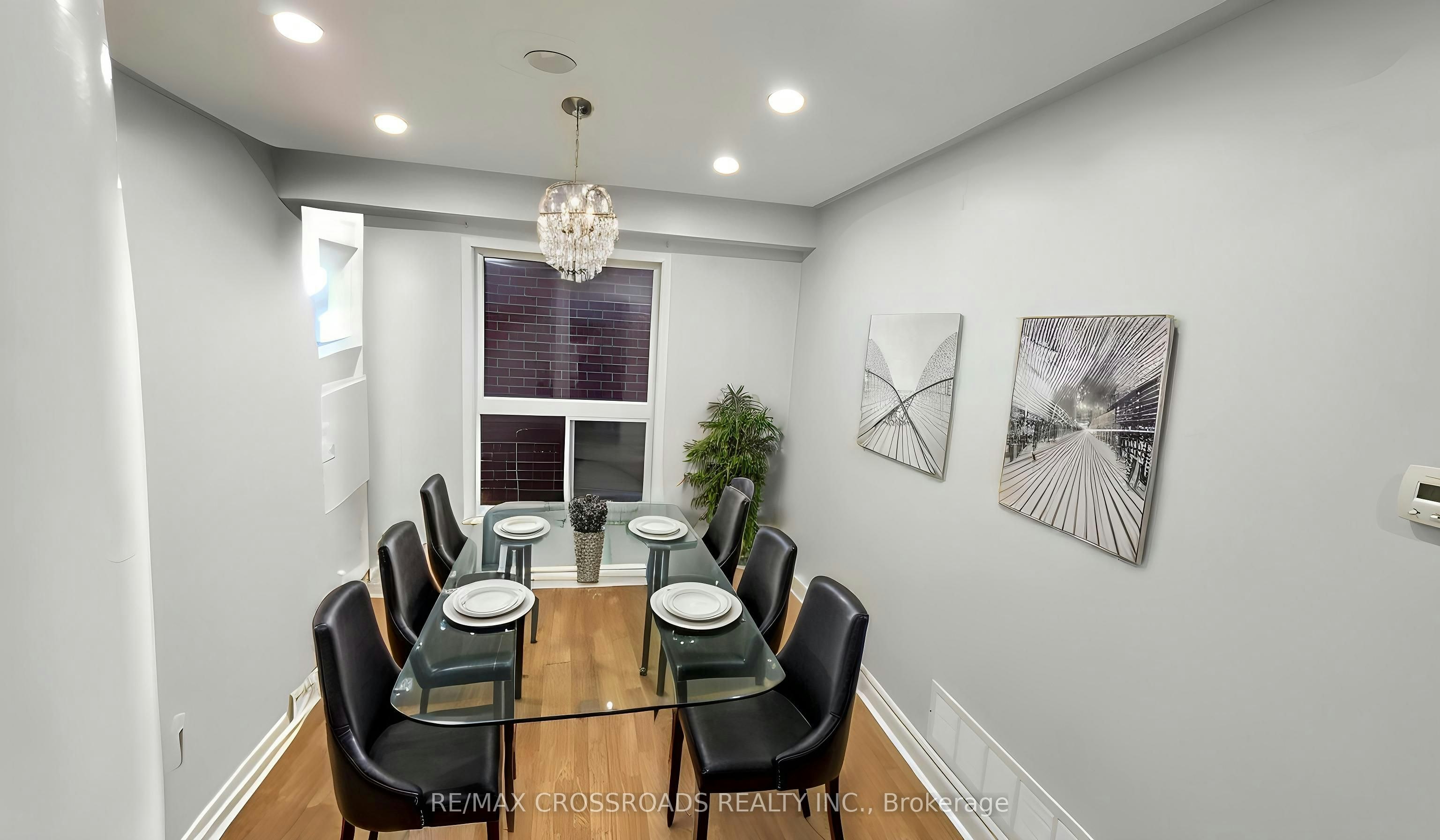 3 Meadow Glade Road, Brampton, ON, L6R 1Z7 - 12