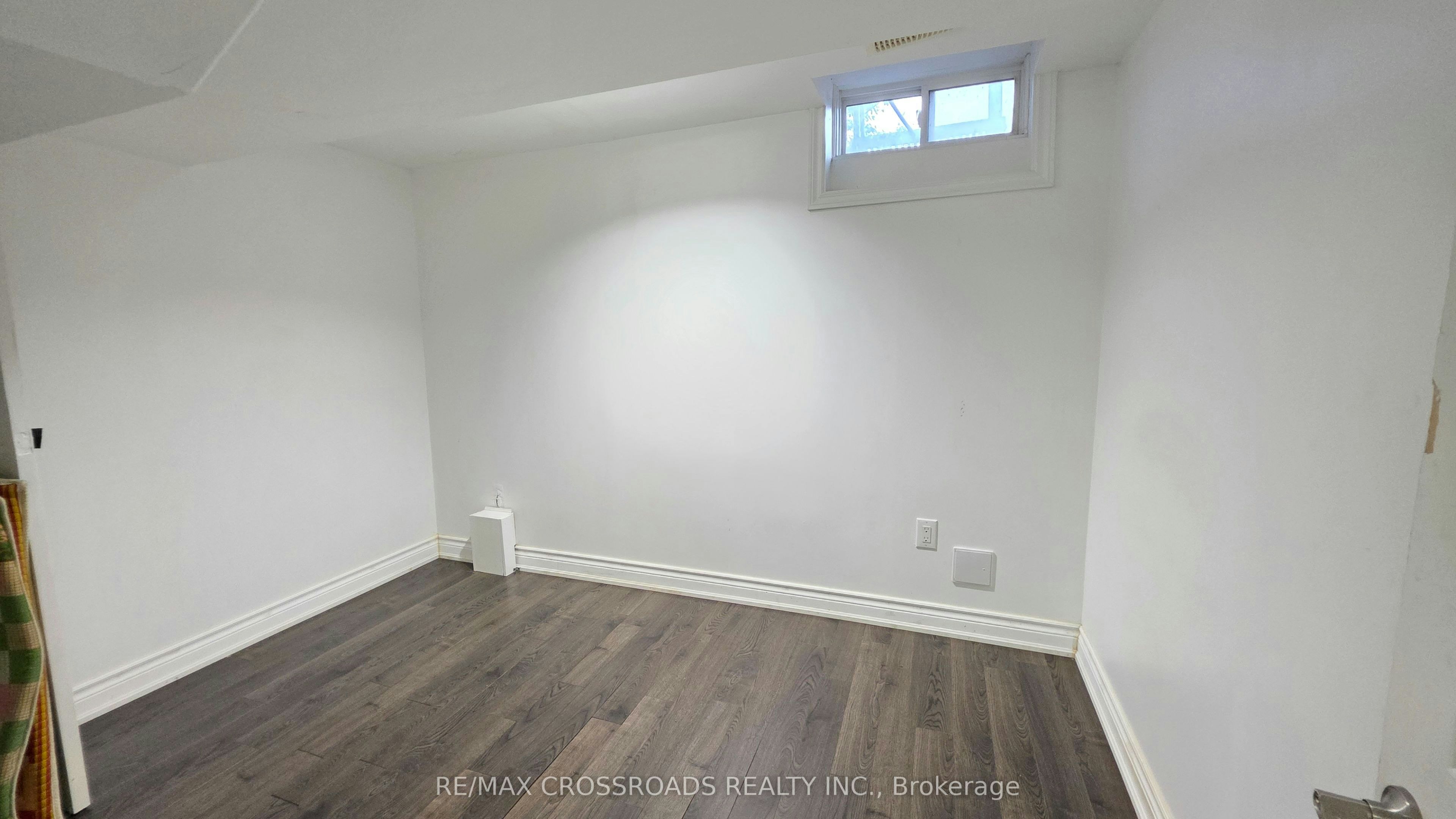 3 Meadow Glade Road, Brampton, ON, L6R 1Z7 - 48
