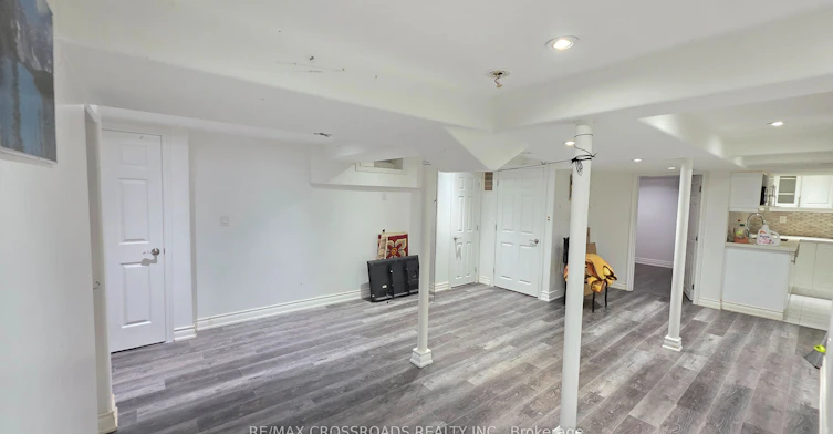 3 Meadow Glade Road, Brampton, ON, L6R 1Z7 - 46