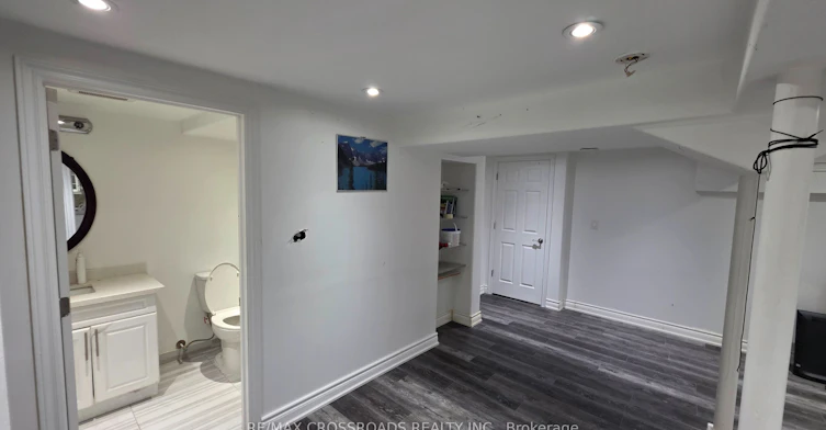 3 Meadow Glade Road, Brampton, ON, L6R 1Z7 - 44