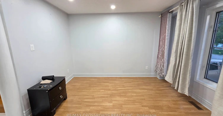 3 Meadow Glade Road, Brampton, ON, L6R 1Z7 - 18