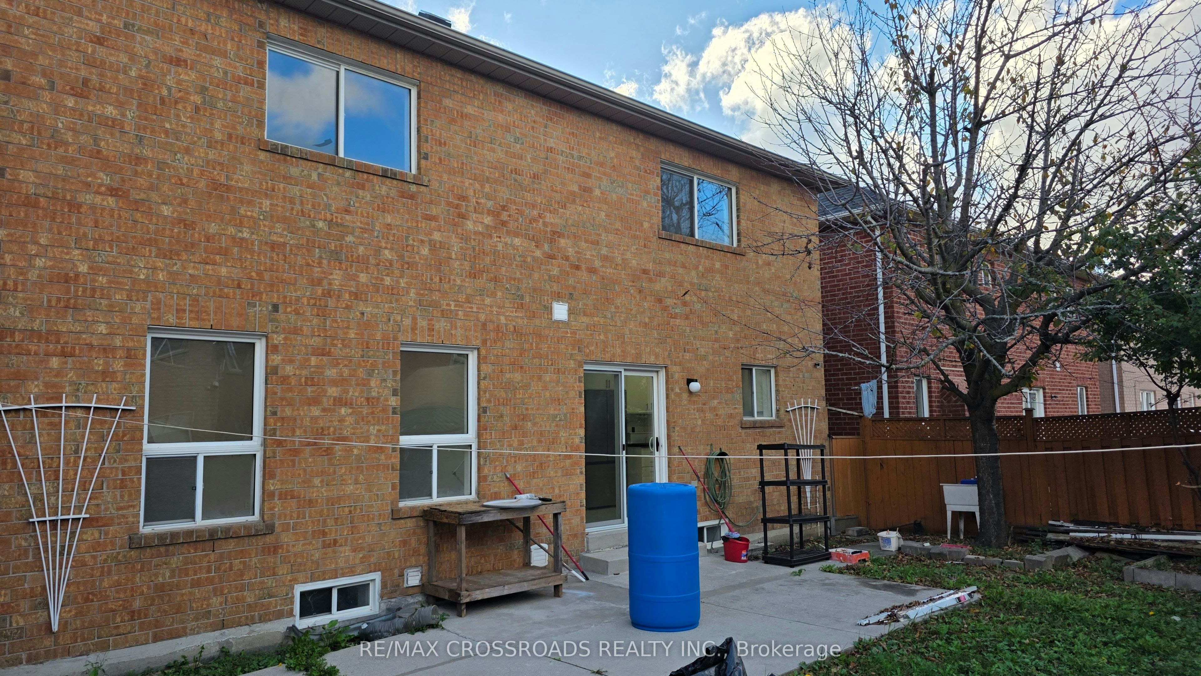 3 Meadow Glade Road, Brampton, ON, L6R 1Z7 - 49