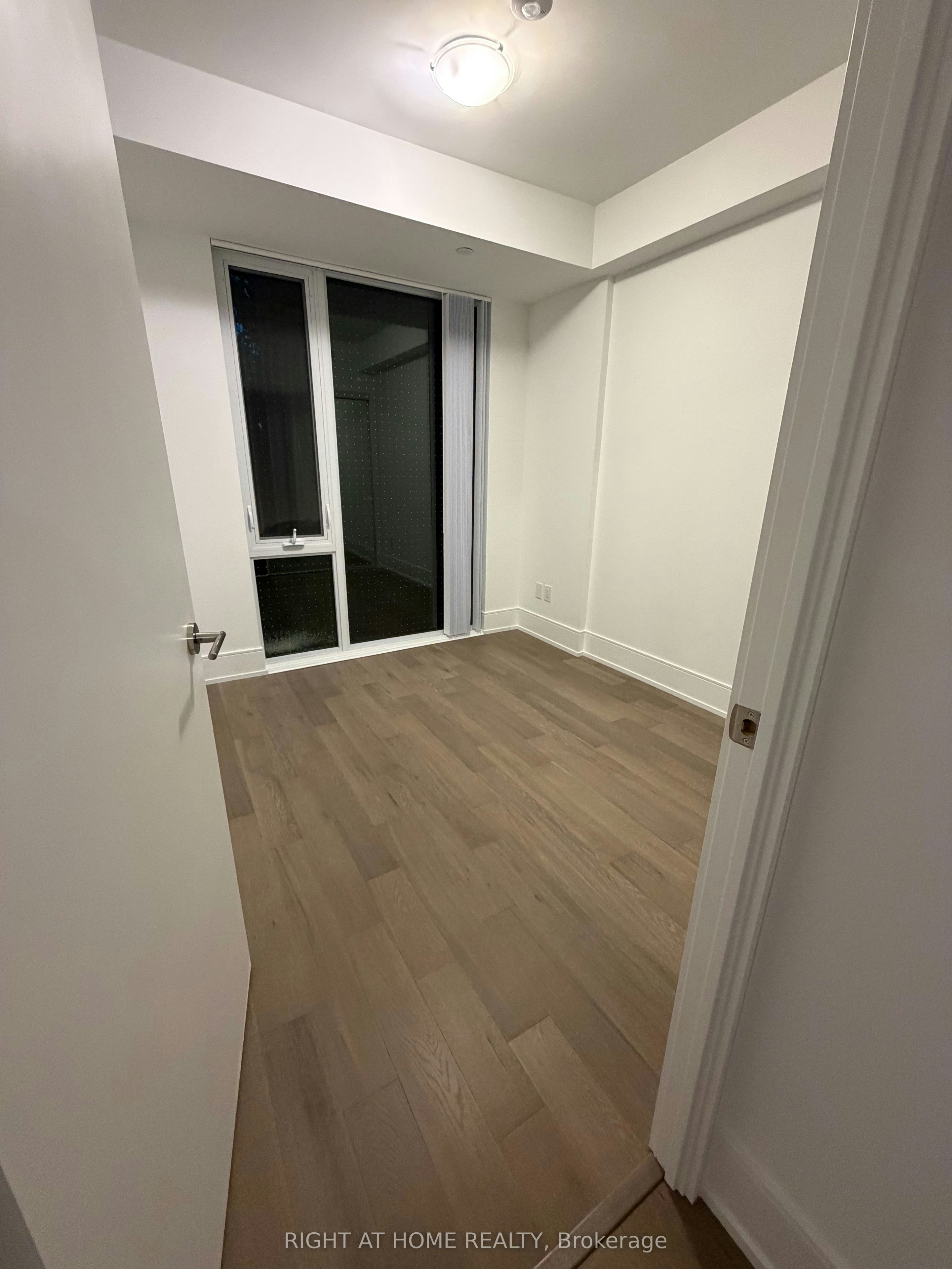 307-2450 Bloor St W Street N, Toronto, ON, M6S 0A9 - 14