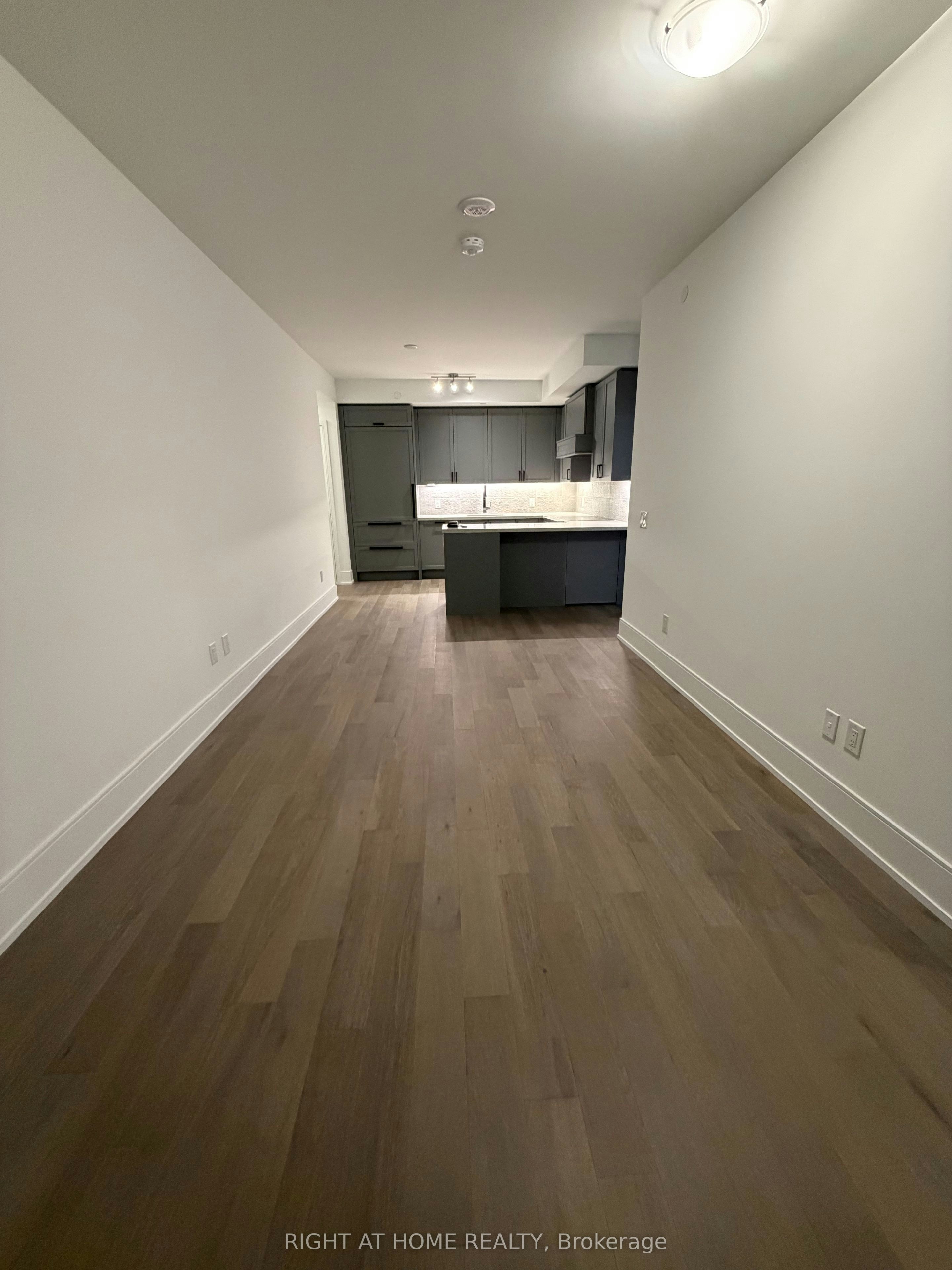 307-2450 Bloor St W Street N, Toronto, ON, M6S 0A9 - 8