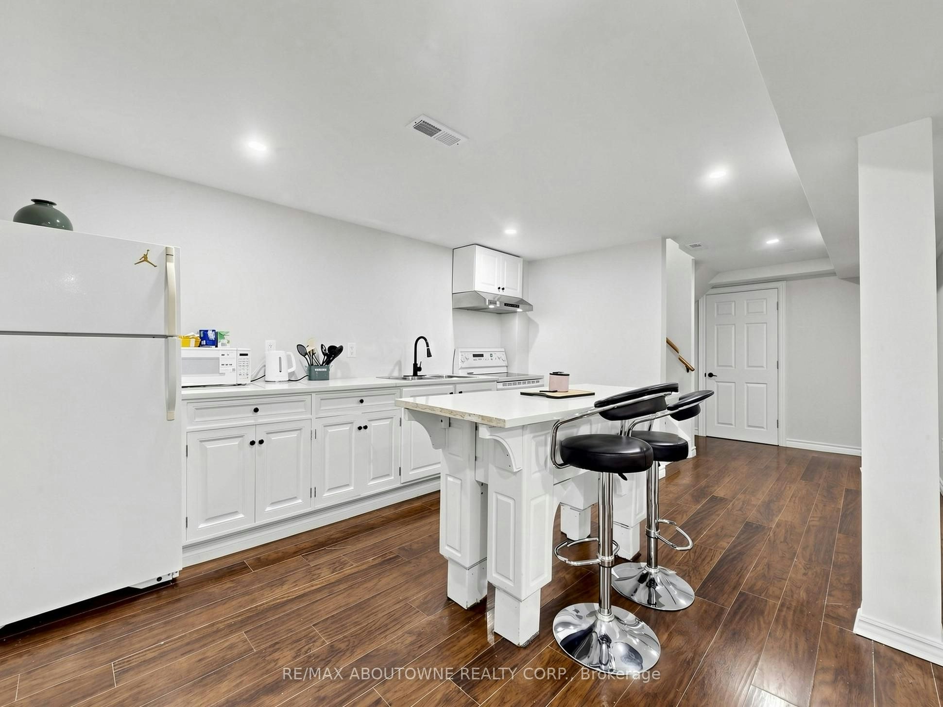 Basement-3850 Partition Road, Mississauga, ON, L5N 8N2 - 5