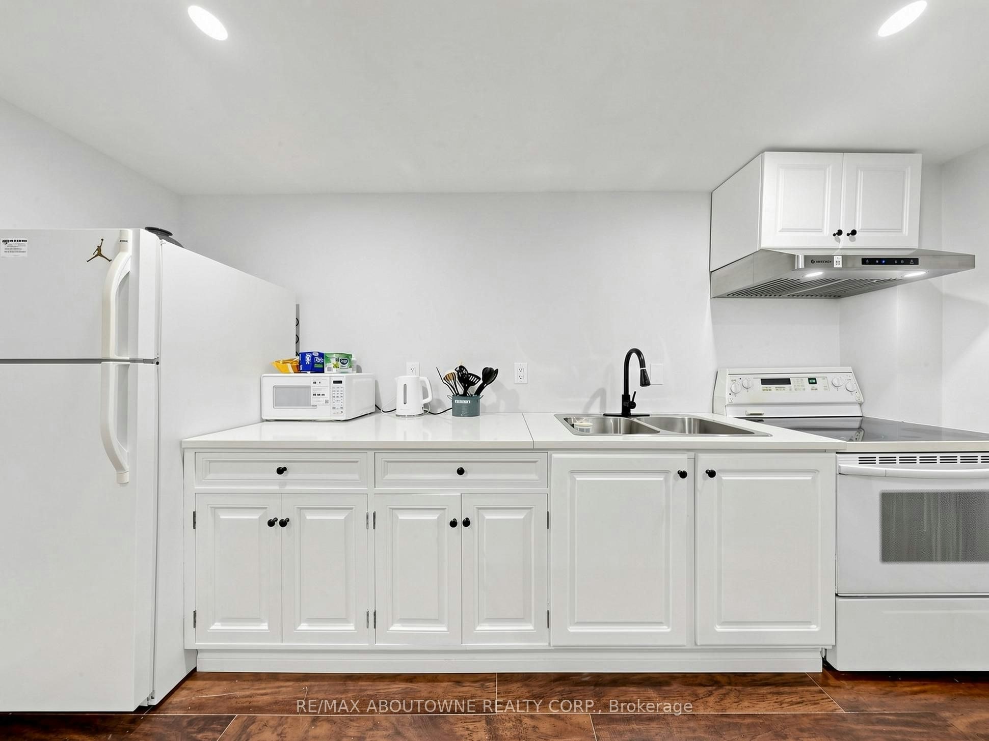 Basement-3850 Partition Road, Mississauga, ON, L5N 8N2 - 8