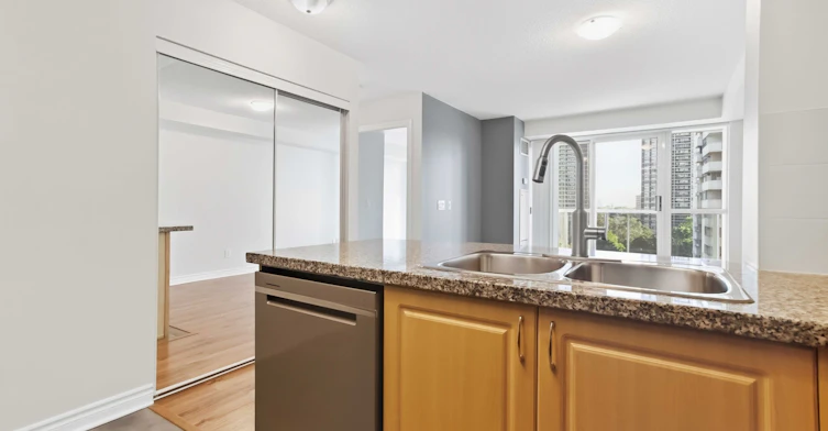 701-5 Michael Power Place, Toronto, ON, M9A 0A3 - 14