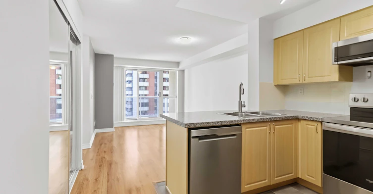 701-5 Michael Power Place, Toronto, ON, M9A 0A3 - 10
