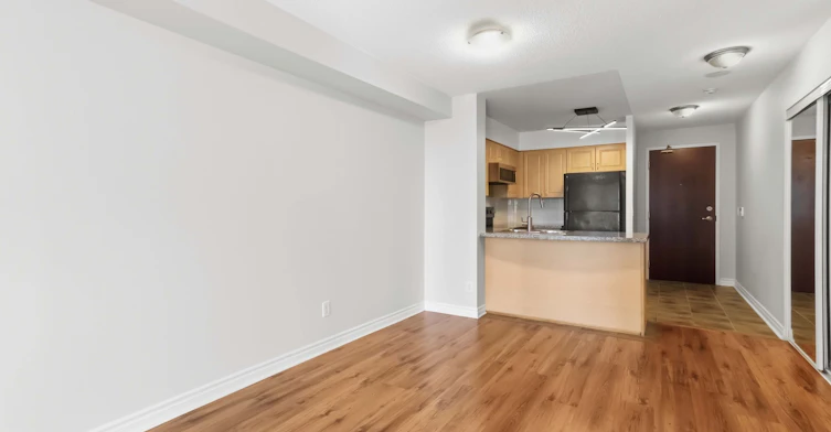 701-5 Michael Power Place, Toronto, ON, M9A 0A3 - 9