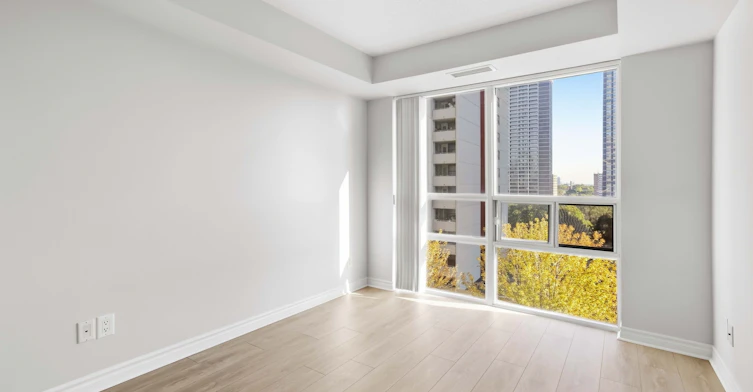 701-5 Michael Power Place, Toronto, ON, M9A 0A3 - 16