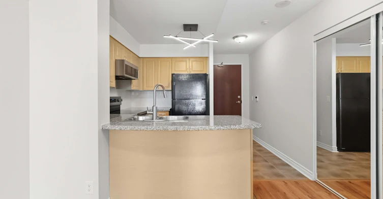 701-5 Michael Power Place, Toronto, ON, M9A 0A3 - 15