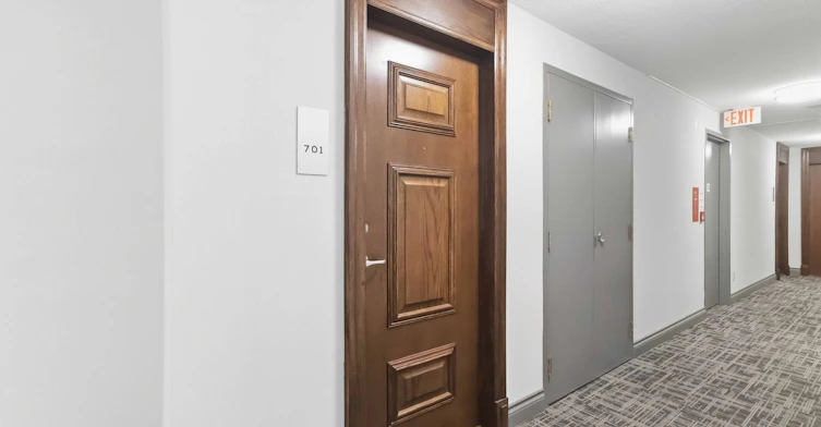 701-5 Michael Power Place, Toronto, ON, M9A 0A3 - 2