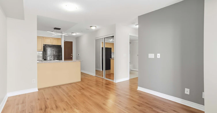 701-5 Michael Power Place, Toronto, ON, M9A 0A3