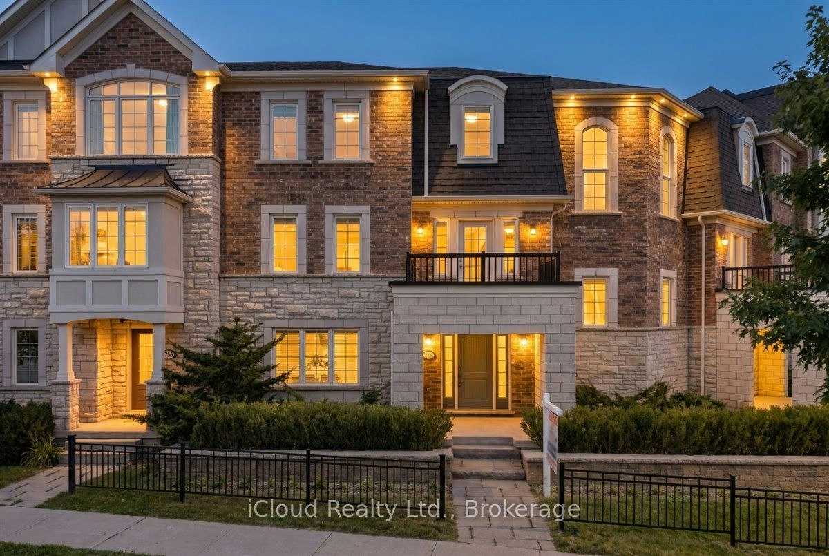 3047 George Savage Avenue, Oakville, ON, L6M 0Y8