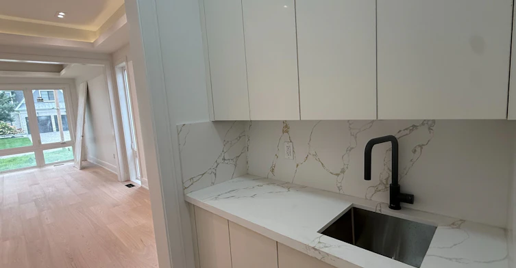 1467 Kenmuir Avenue, Mississauga, ON, L5G 4B3 - 7