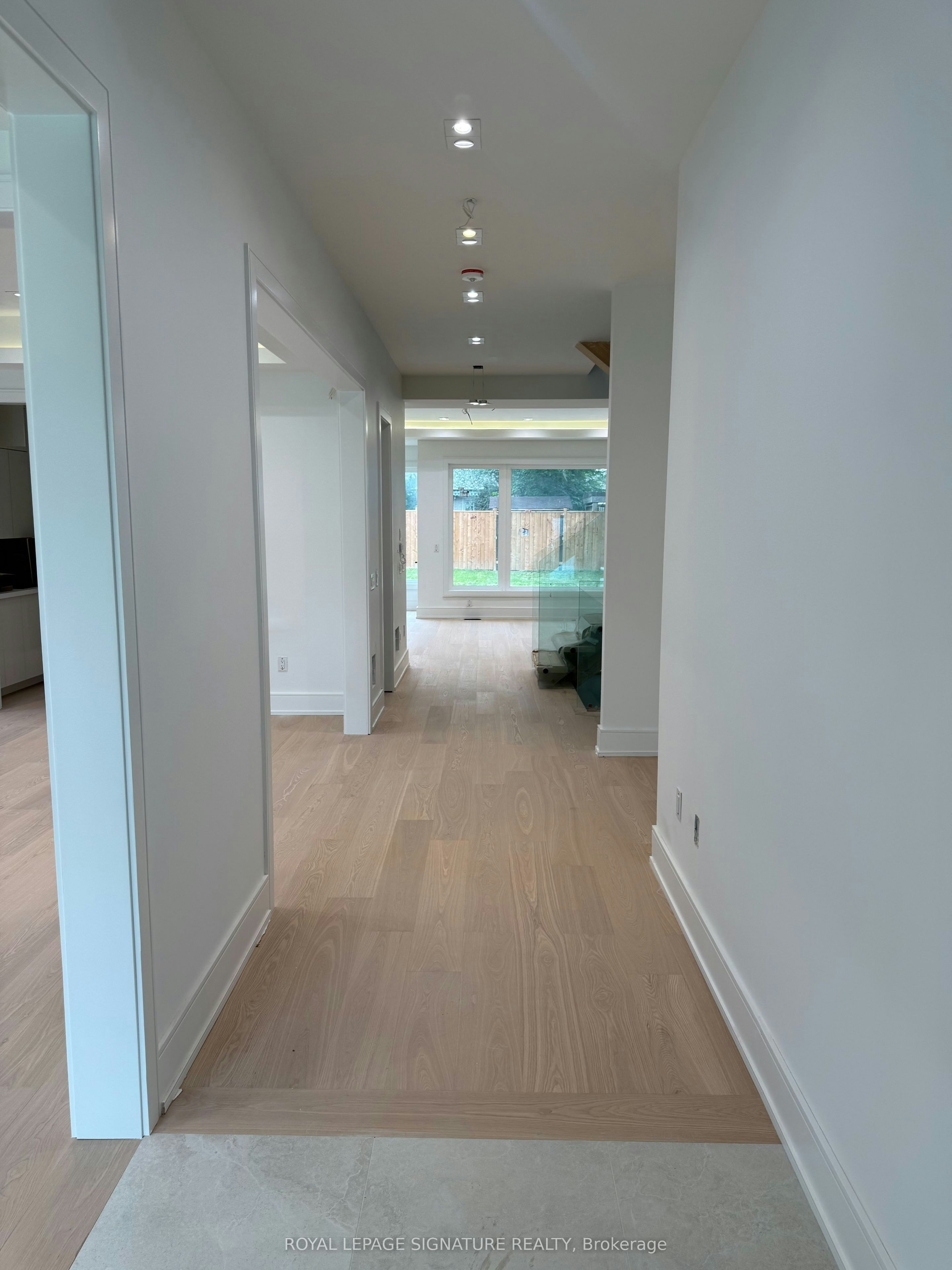 1467 Kenmuir Avenue, Mississauga, ON, L5G 4B3 - 6