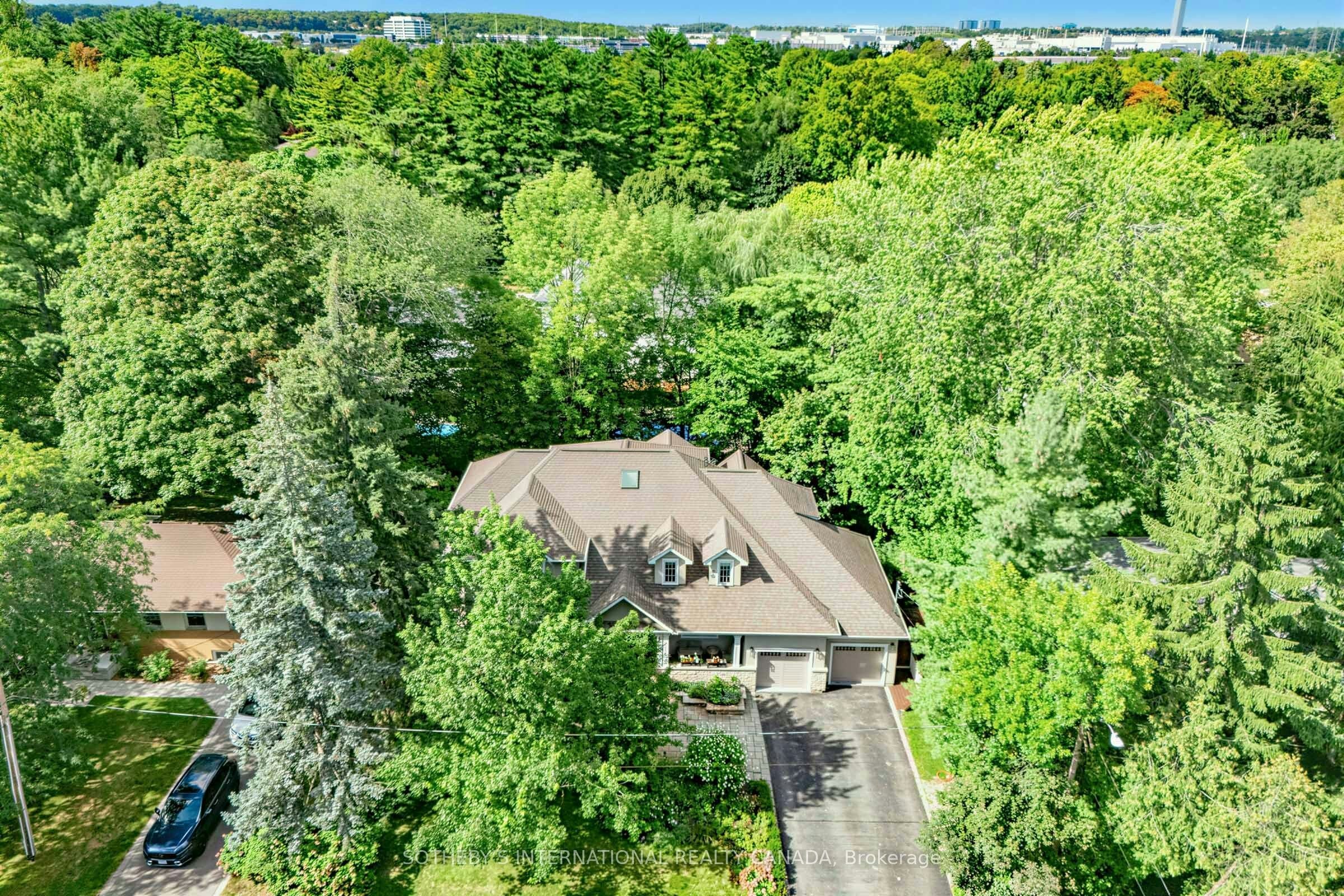 407 Cairncroft Road, Oakville, ON, L6J 4M8 - 4