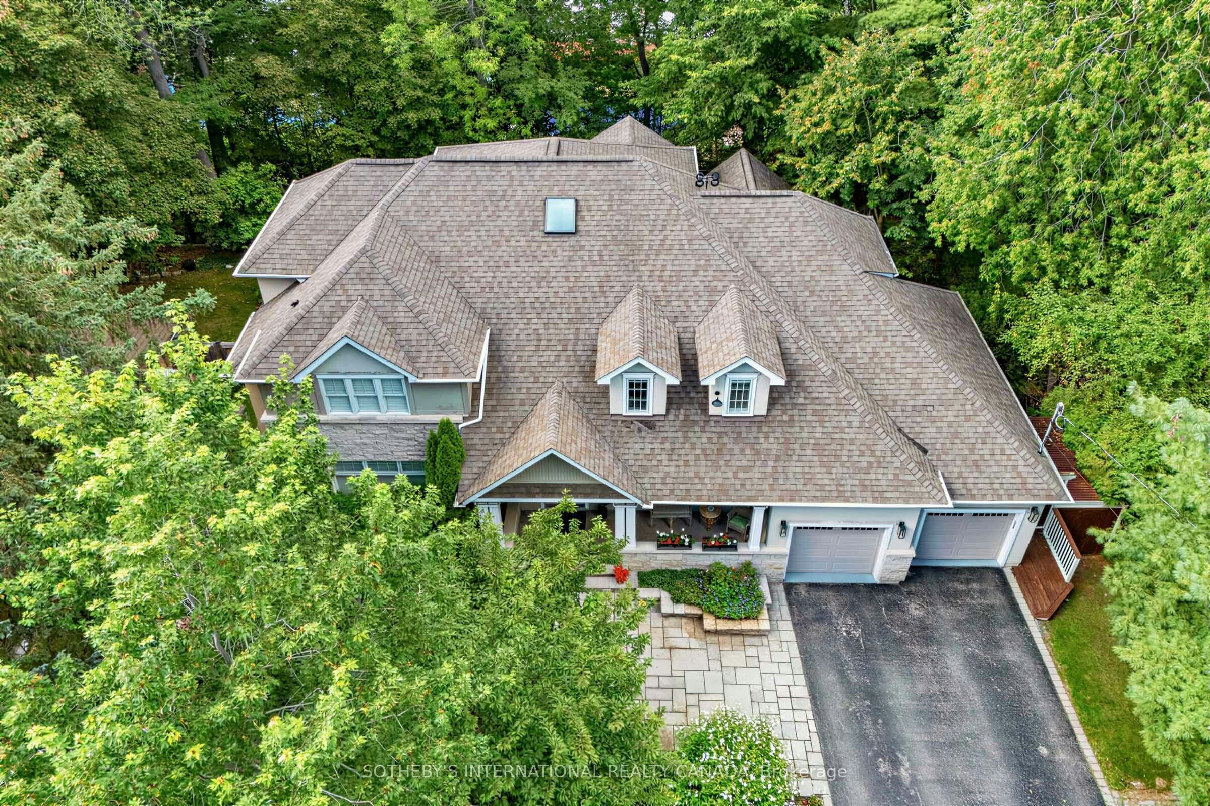 407 Cairncroft Road, Oakville, ON, L6J 4M8 - 2