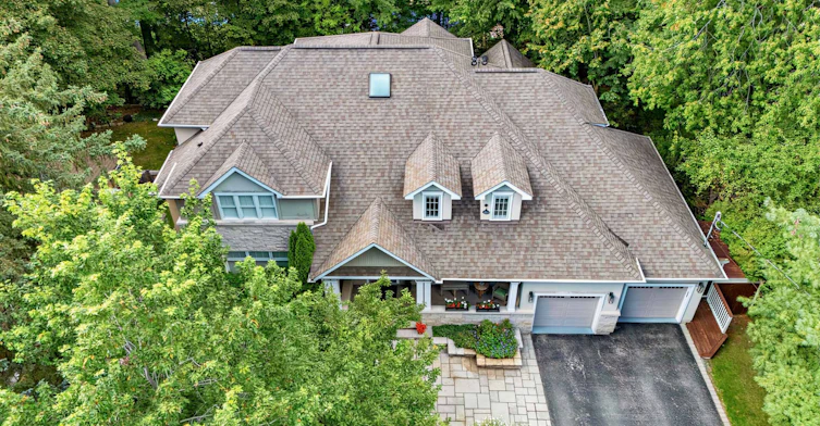407 Cairncroft Road, Oakville, ON, L6J 4M8 - 2