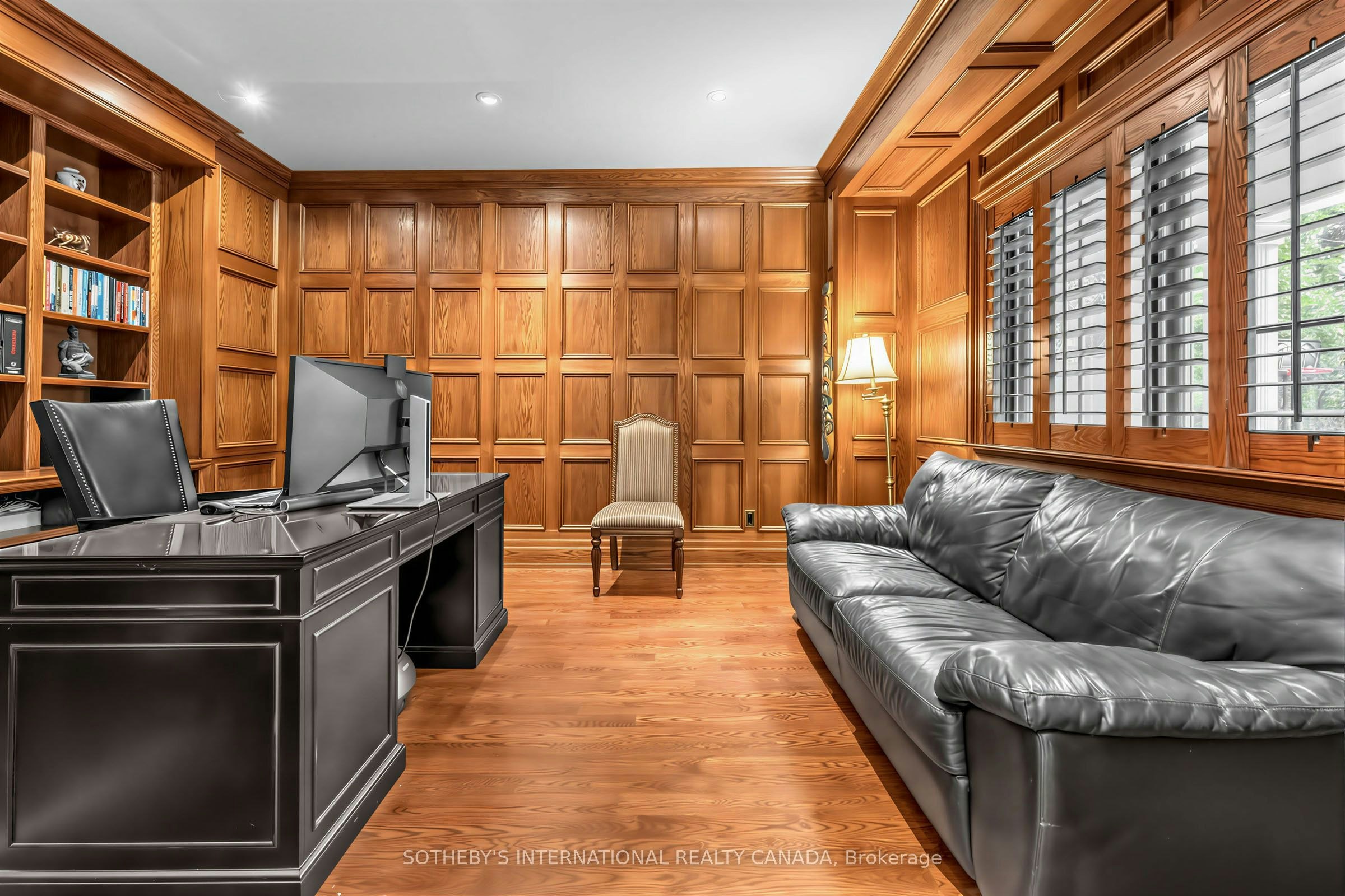 407 Cairncroft Road, Oakville, ON, L6J 4M8 - 9