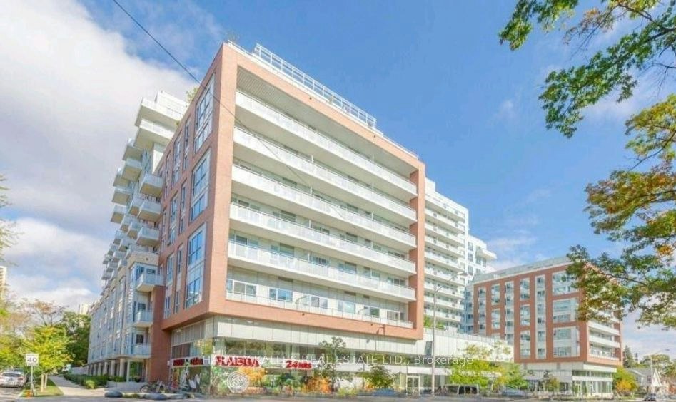 741-1830 Bloor Street W, Toronto, ON, M6P 3K6