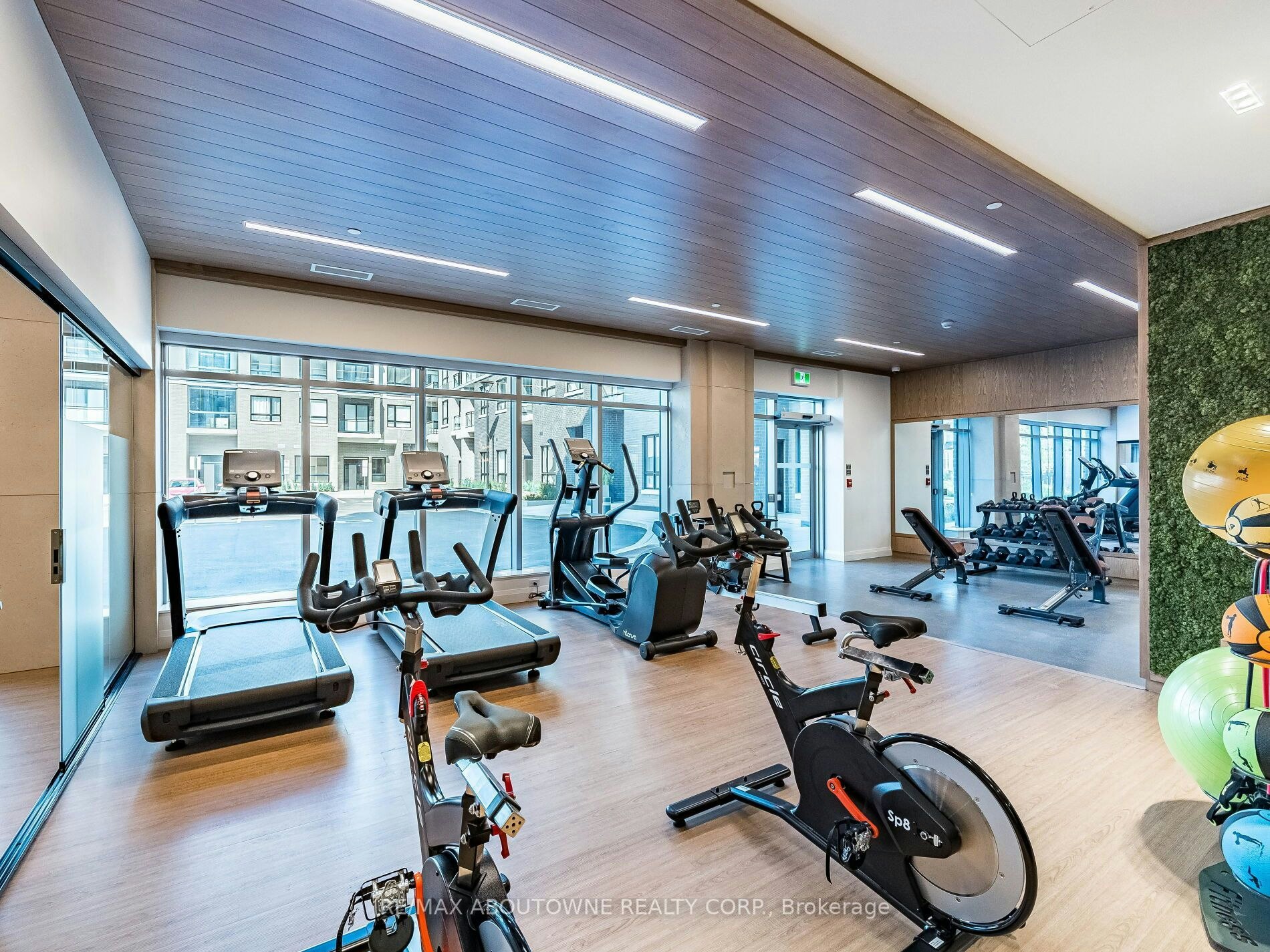 308-3250 Carding Mill Trail, Oakville, ON, L6M 1L3 - 40
