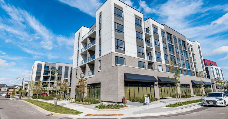 308-3250 Carding Mill Trail, Oakville, ON, L6M 1L3 - 2