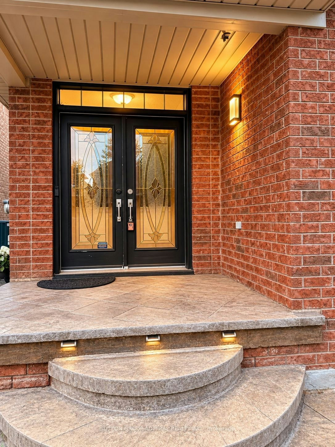 2323 Falling Green Drive, Oakville, ON, L6M 5A7 - 2