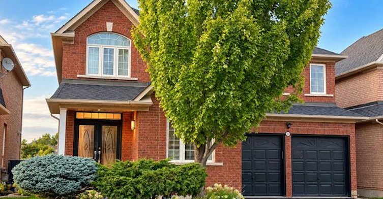 2323 Falling Green Drive, Oakville, ON, L6M 5A7