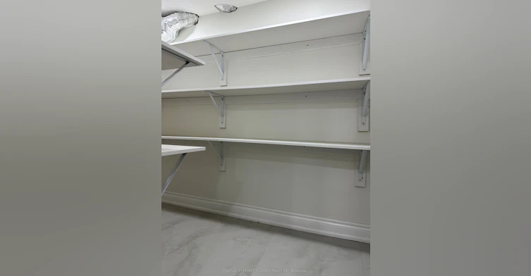 Unit- 2-7490 Middleshire Drive, Mississauga, ON, L4T 3S2 - 16