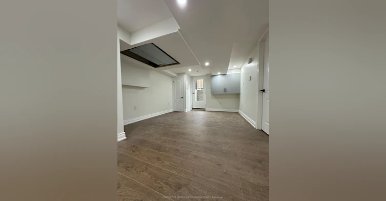 Unit- 2-7490 Middleshire Drive, Mississauga, ON, L4T 3S2 - 8