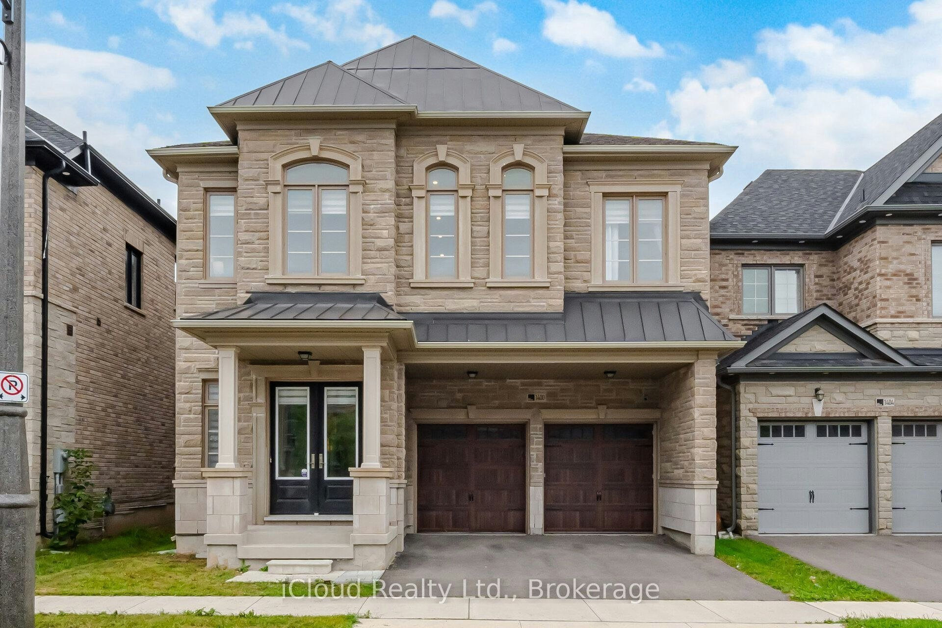 1400 Yellow Rose Circle, Oakville, ON, L6M 5L3
