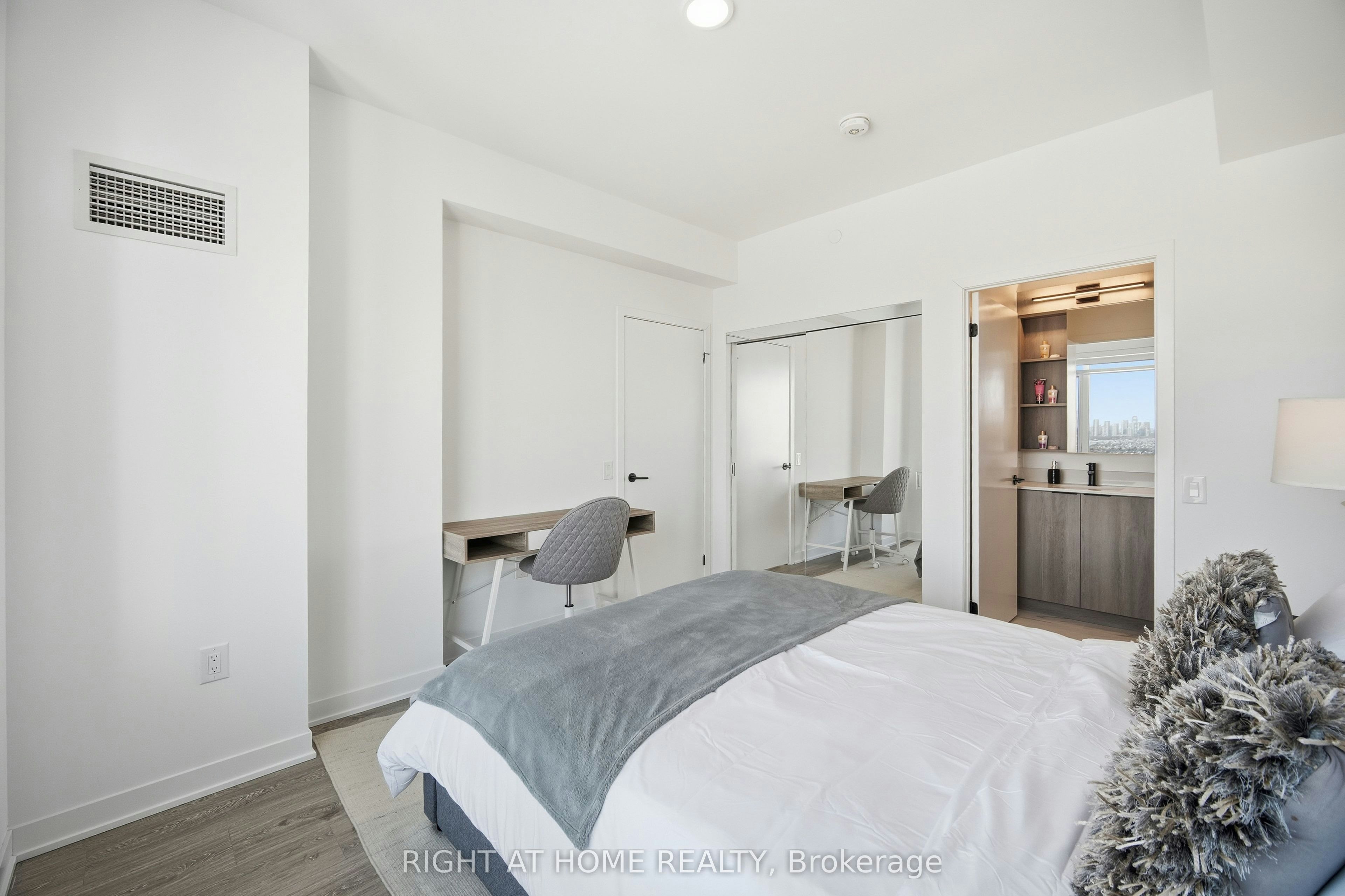 2203-2495 Eglinton Avenue W, Mississauga, ON, L5M 2T2 - 22