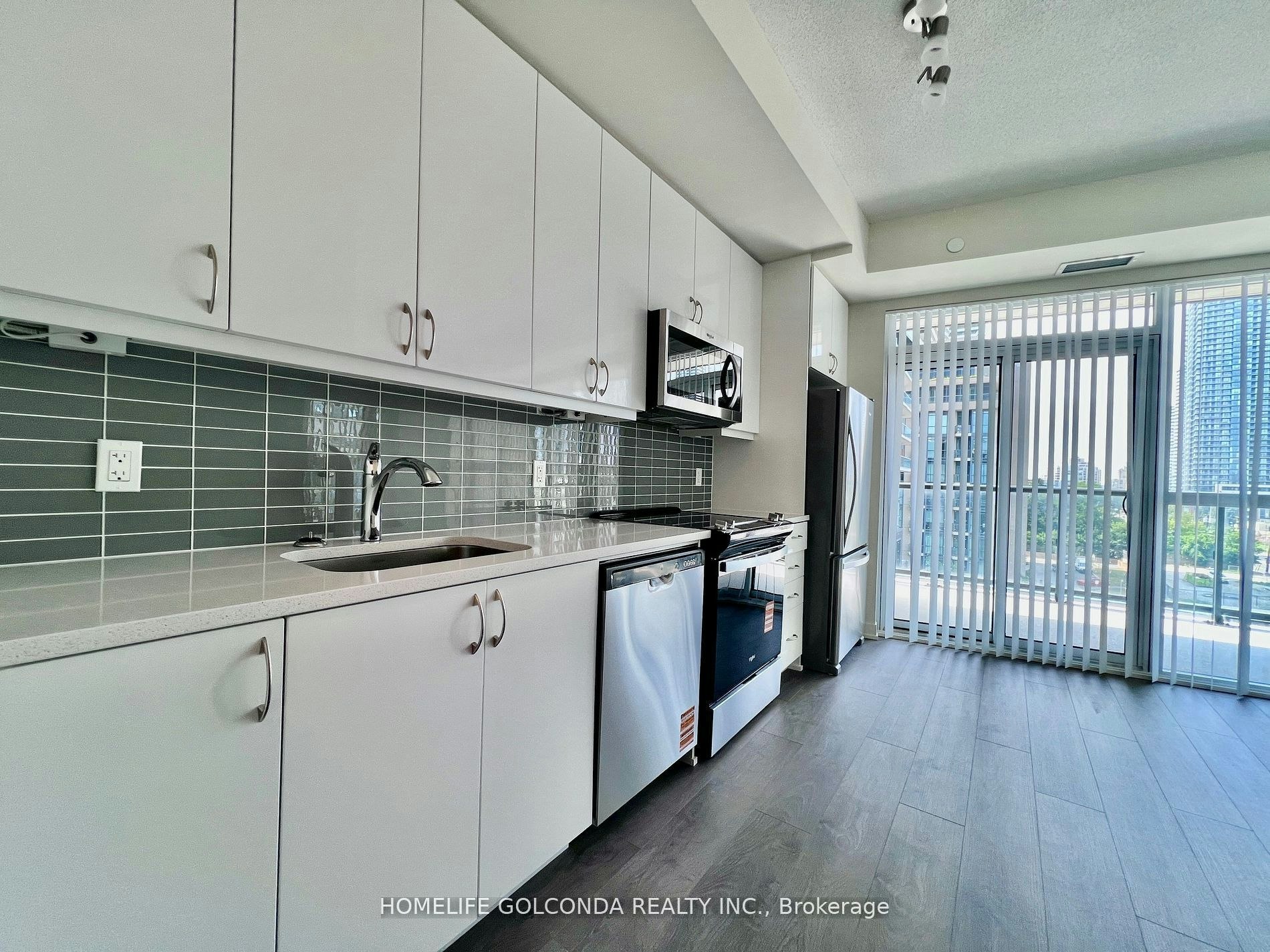 608-38 Annie Craig Drive, Toronto, ON, M8V 0G9 - 7