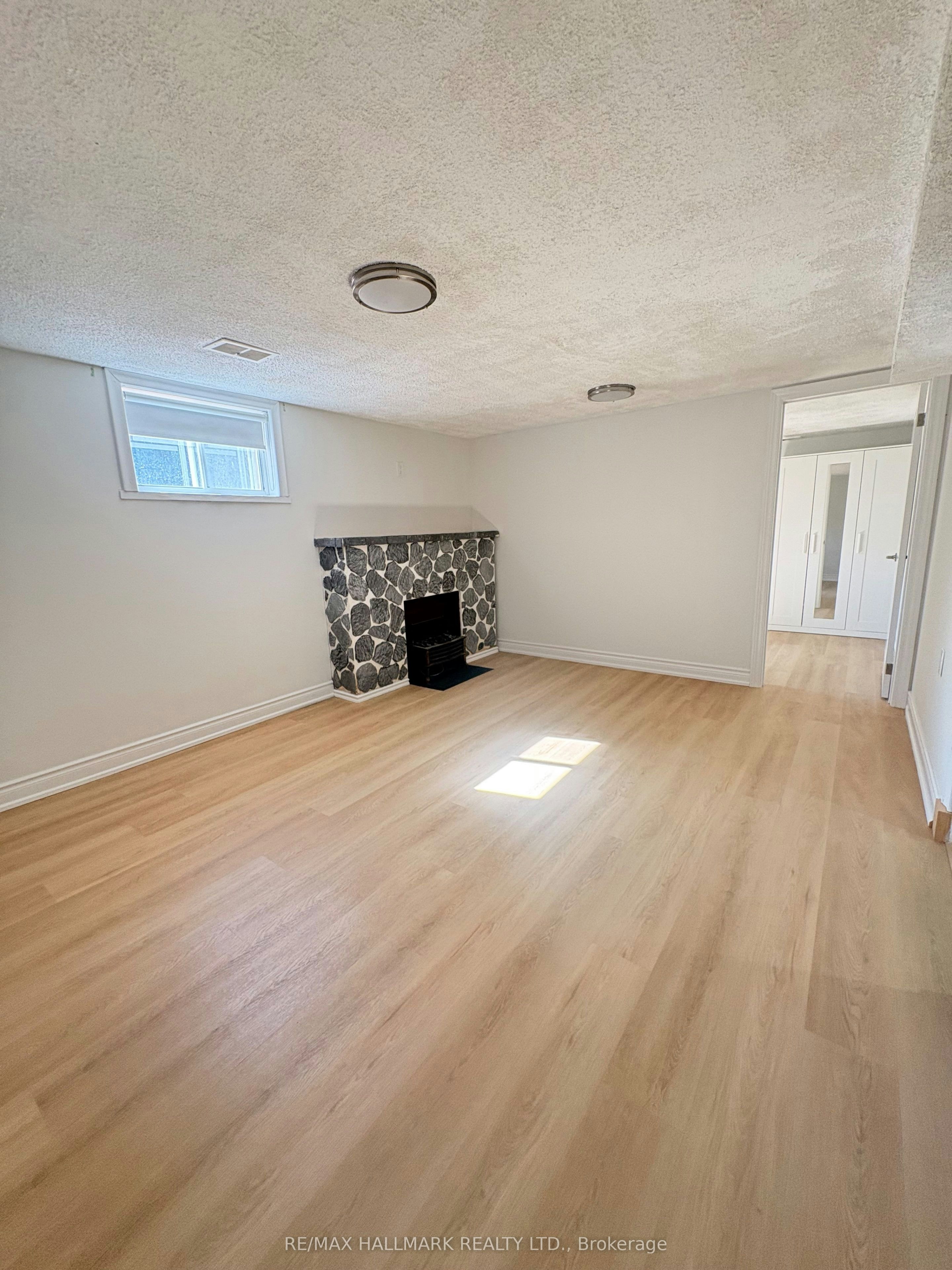 LOWER-67 Saskatoon Drive, Toronto, ON, M9P 2G1 - 22