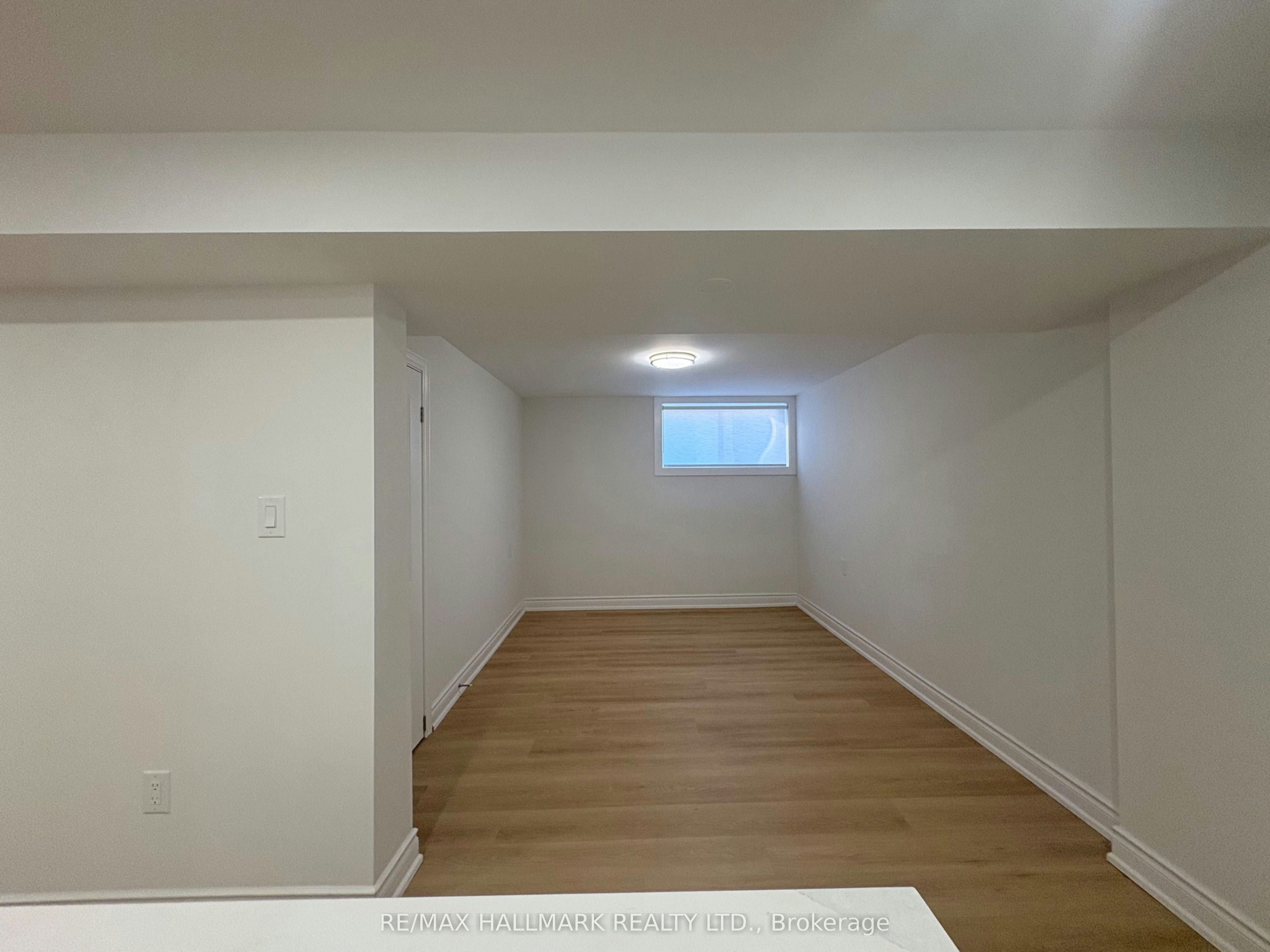LOWER-67 Saskatoon Drive, Toronto, ON, M9P 2G1 - 14