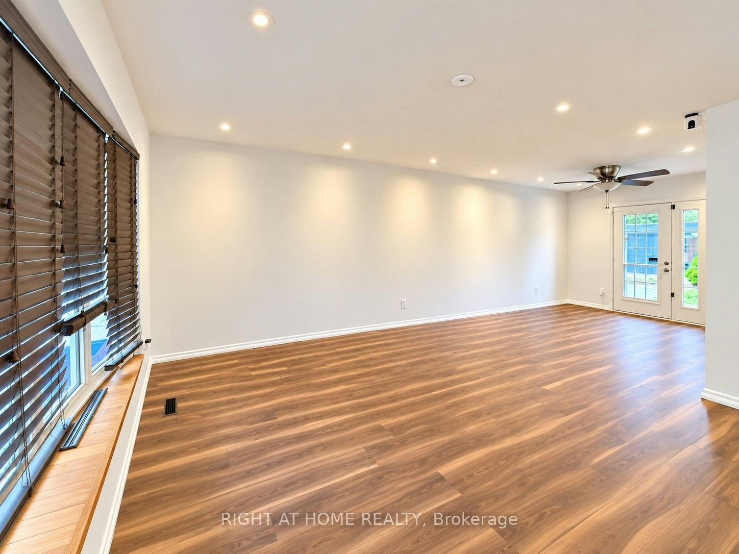Upper-2201 Bridge Road, Oakville, ON, L6L 2G4 - 2