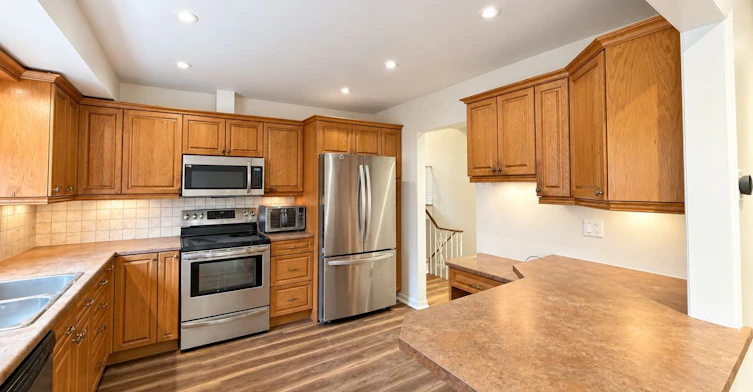 Upper-2201 Bridge Road, Oakville, ON, L6L 2G4 - 5
