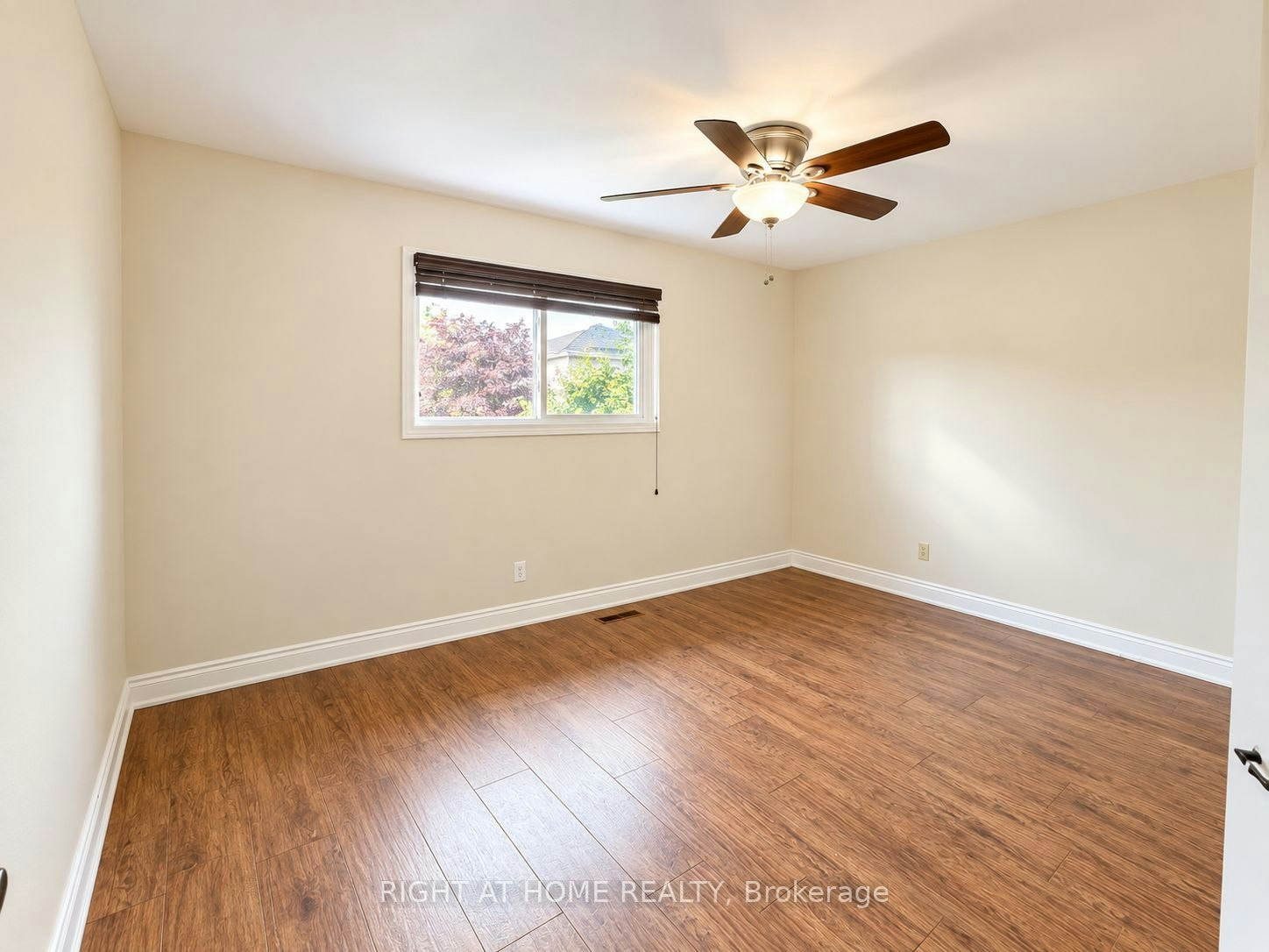 Upper-2201 Bridge Road, Oakville, ON, L6L 2G4 - 7